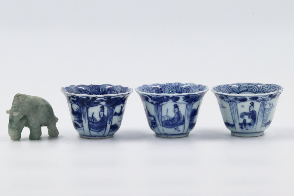 Φλιτζάνι τσαγιού (3) - 18th century - Kangxi - export ware - no reserve - Πορσελάνη #1.0
