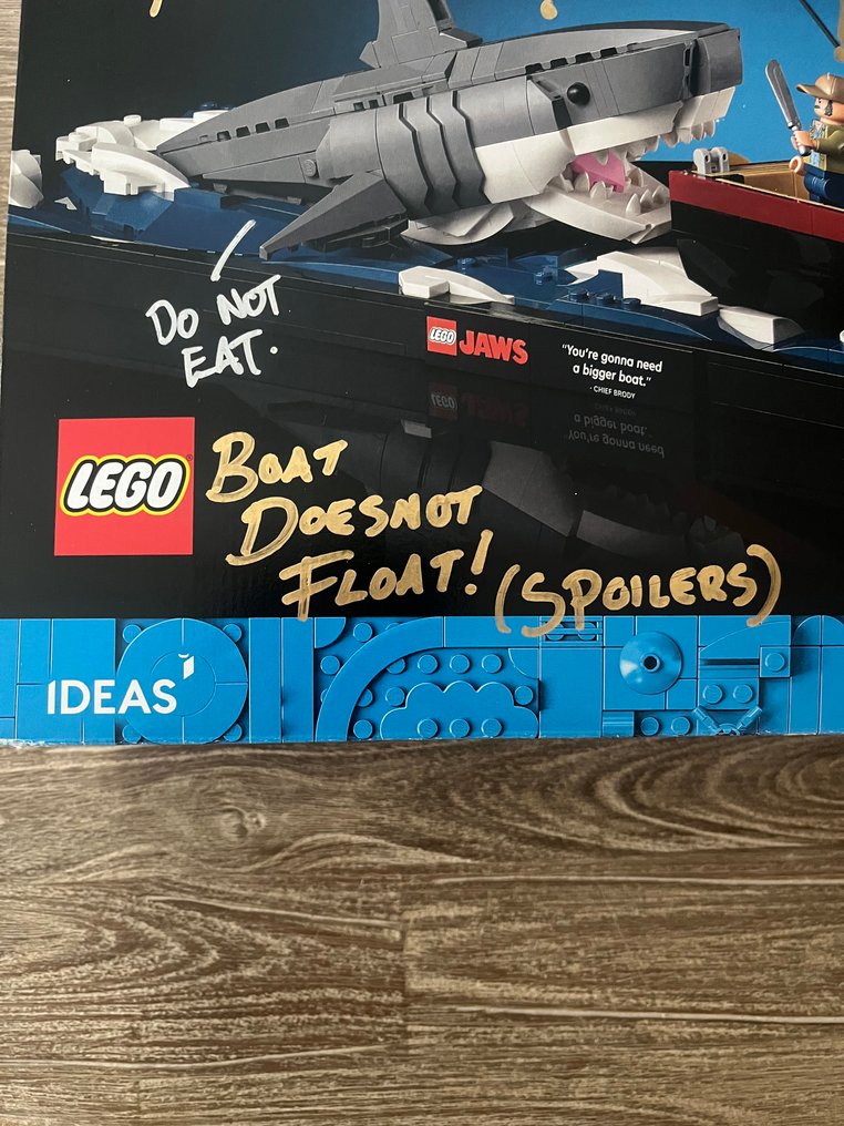 Lego Set - 21350 - Ideas (CUUSOO) - Jaws SIGNED #4.3