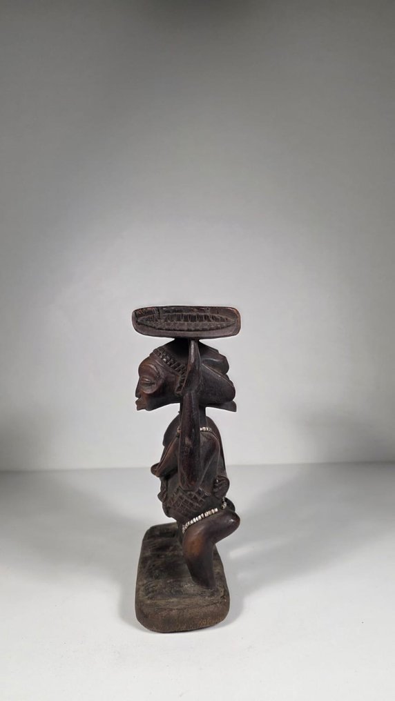 Puulevyn pää. - Luba - Kongo RDC (Ei pohjahintaa) #4.3