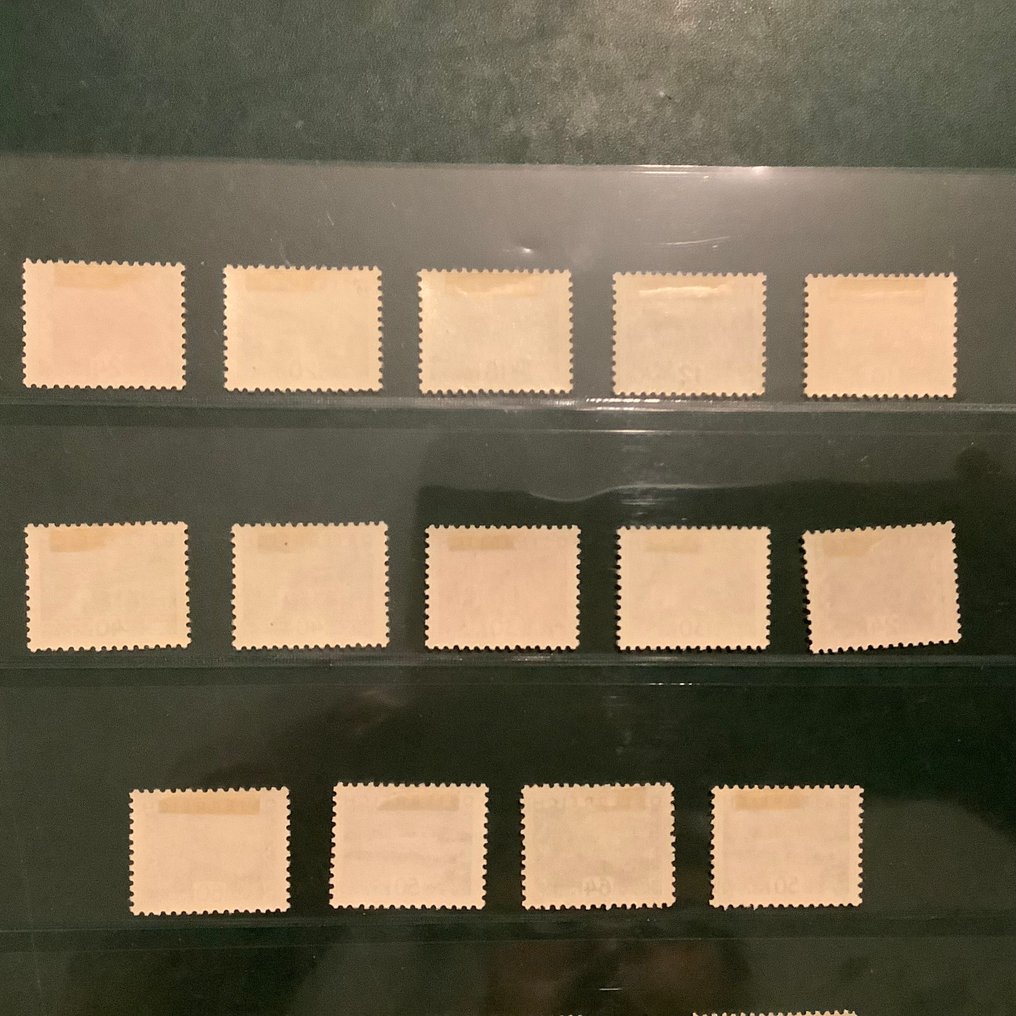 Αυστρία 1932 - Ολόκληρη η ετήσια έκδοση με τοπία και ζωγράφους. - Michel 530/550 #2.1