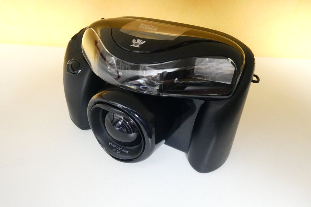 Konica AiBORG " Darth Vader"- excentrieke camera!!!!! Analoginen kamera #1.0