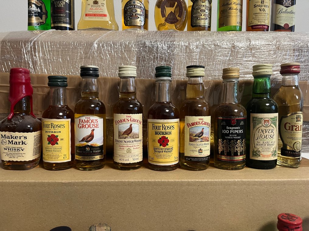 Various Scotch Whisky & American Whiskies - Miniature  - 5cl - 27 pullojen #4.3