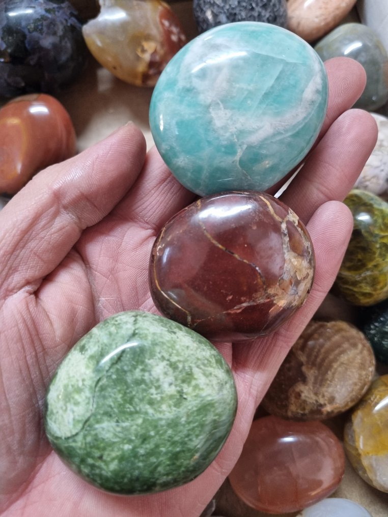 Big Lot HQ palme sten, forskellige mineraler 6,7 - 4 cm. Friform- 2.79 kg #4.3