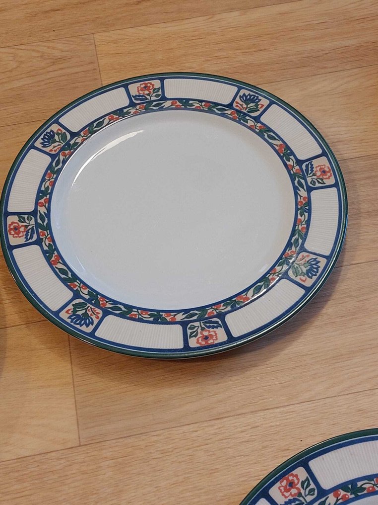 Bordsservis (8) - Porslin #1.0