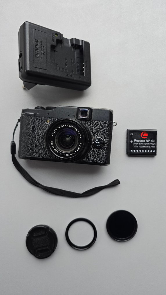 Fujifilm X10 Digital compact camera #1.0