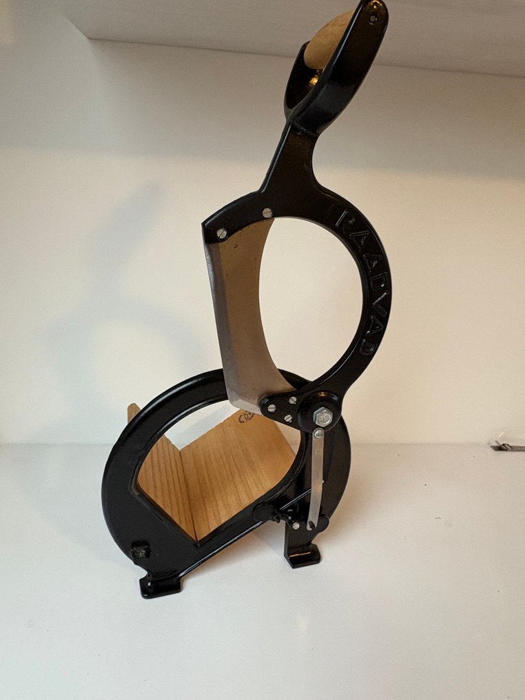 Raavad - Ove Larsen - Bread slicer -  Model 294 - Wood #4.3