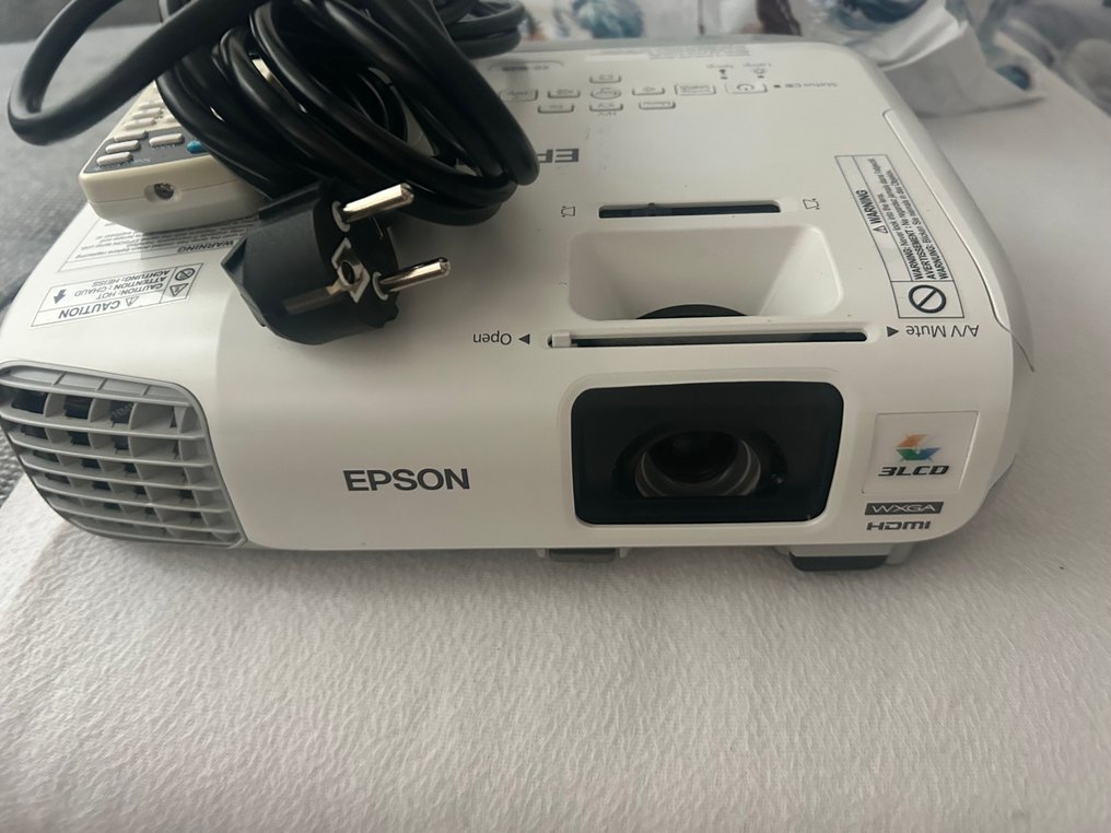Epson EB-W29 Video projector #1.0