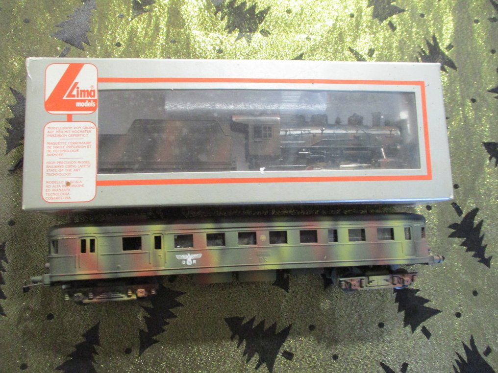 Lima, Piko H0 - Togsett (1) - WO 2 kamuflasje lokasjon med vogntog. - DR (DRB) #1.0