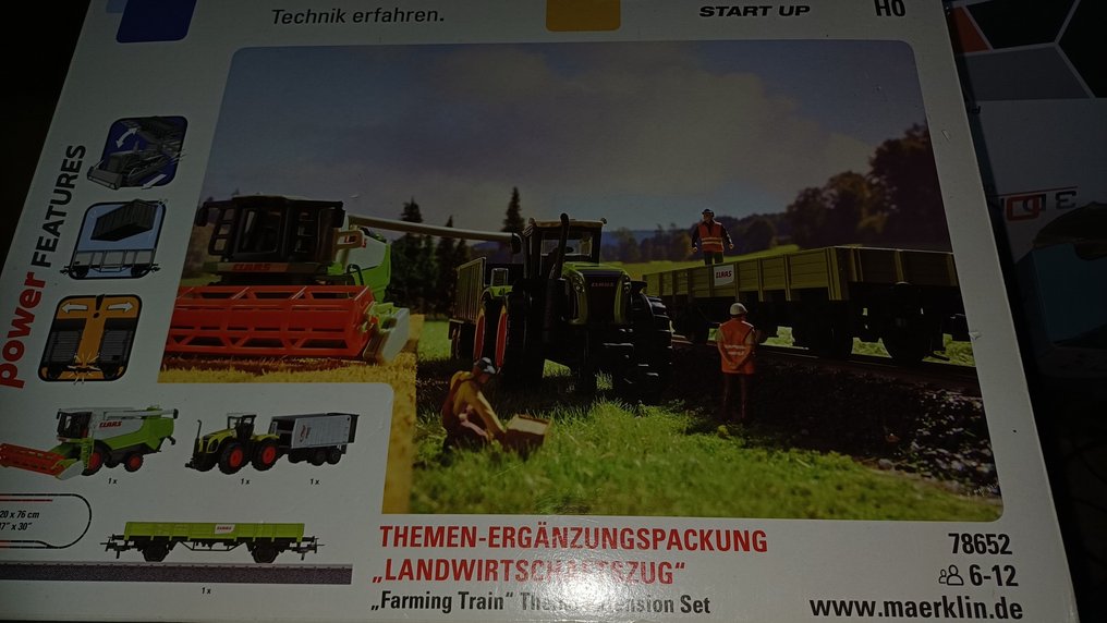 Märklin H0 - 78652 - Model train rail set (1) - Extension set with C track, wagon, harvesting machine load, tractor, and trailer. #1.0