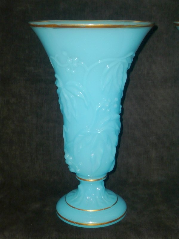 Baccarat - Βάζο (2) -  Βάζο με καλούπι με γιρλάντα από αμπέλι  - Κρύσταλλο - opaline #3.2