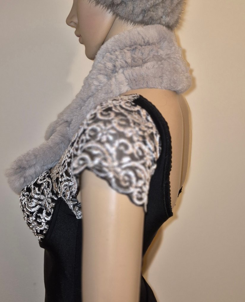 Artisan Furrier - Scarf #1.0