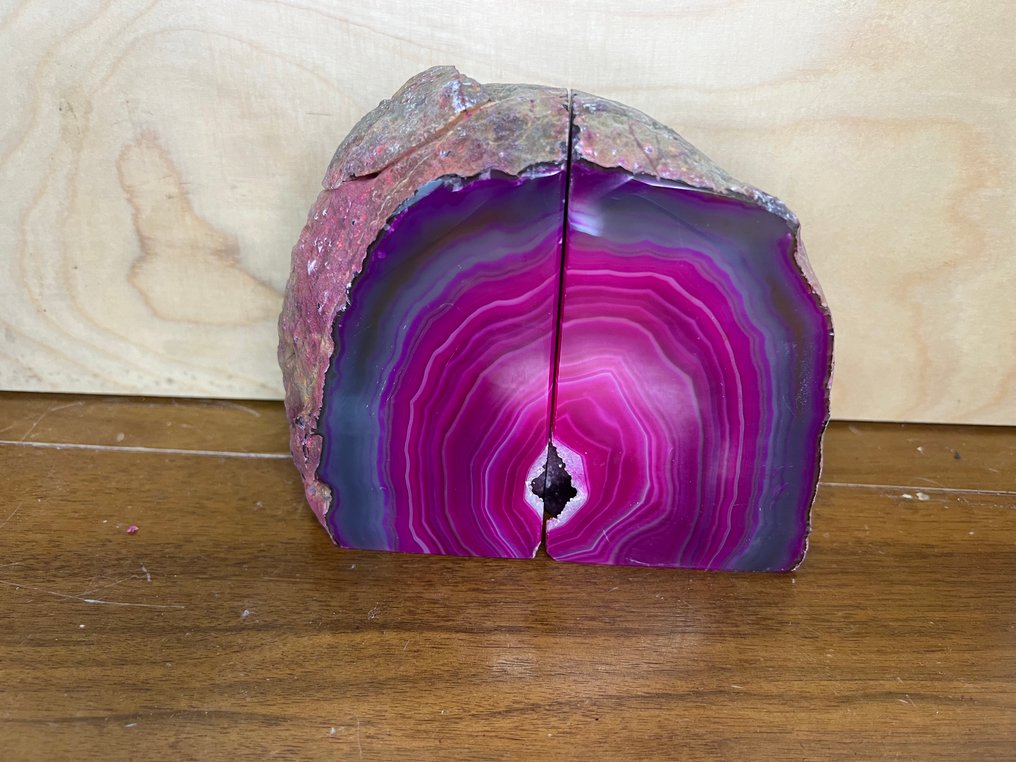 Agate Sphere - Height: 17 cm - Width: 15 cm- 2.6 kg - (1) #1.0