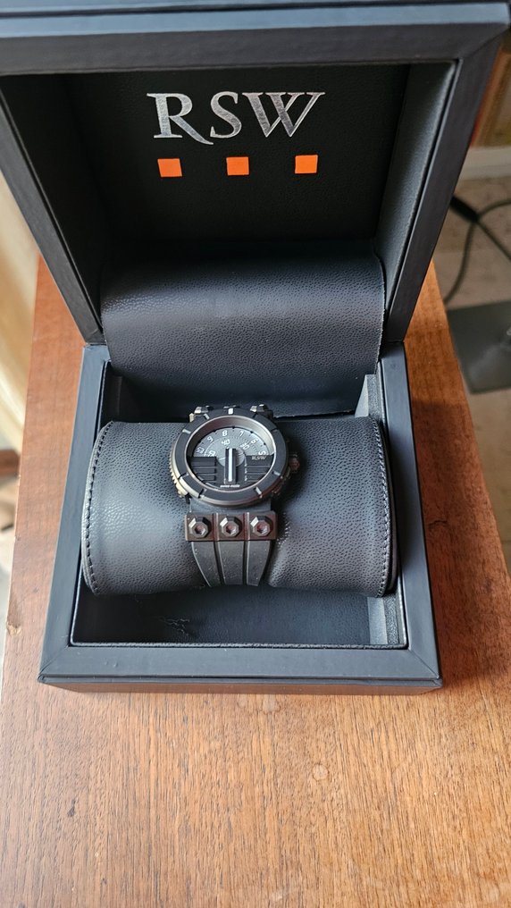 RSW - Unknown - 0437 - Miehet - 2000-2010 #1.0