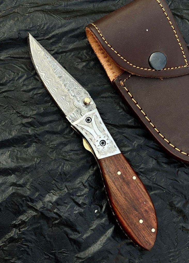 厨刀 - 厨房刀具 - 高级大马士革折叠口袋刀 - 天然木材 - 雕刻护手柄 - 亚洲 #1.0