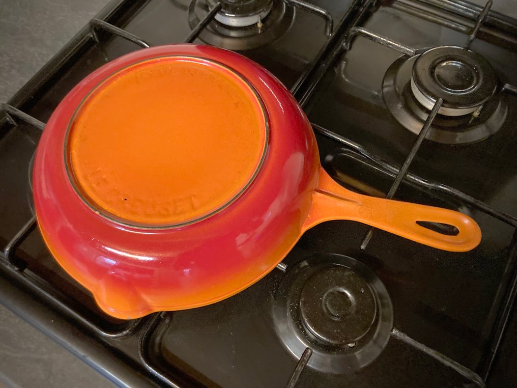 Le Creuset - 烤盘 -  单块式铝合金轮辋，双孔 - 源, 搪瓷 #1.0