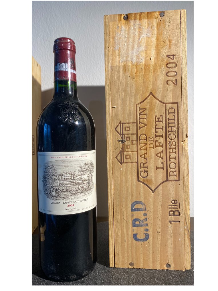 2004 Château Lafite Rothschild - Pauillac 1er Grand Cru Classé - 1 Pullo (0.75L) #1.0