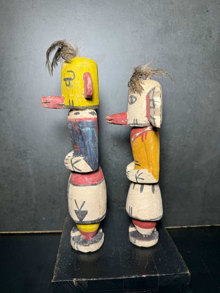 Bonecas no estilo kachina hopi - Madeira - Século XXI #2.1