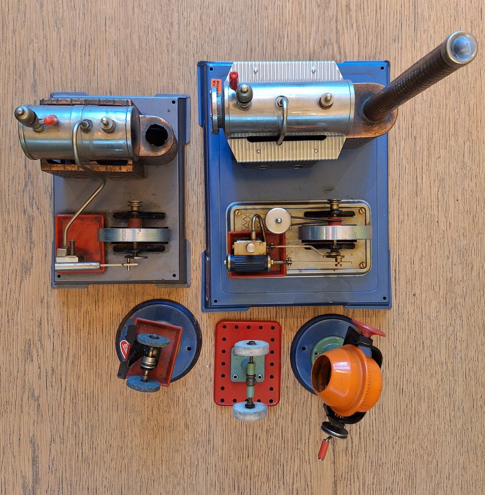 Ατμομηχανή (5) - Wilesco - Μέταλλο, Χάλυβας, Ορείχαλκος, Αλουμίνιο - 1950-1980 - δύο ατμομηχανές κ.λπ. #2.1