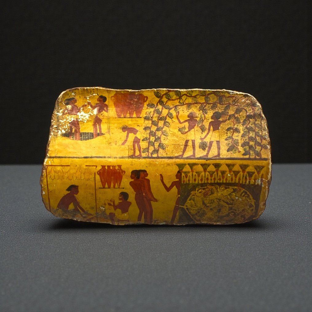 Réplicas do antigo Egito. Fragmento que retrata uma cena de colheita de uvas e produção de vinho  (Sem preço de reserva) #1.0