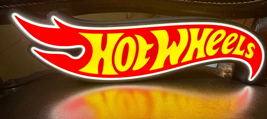 Διαφημιστική φιγούρα - Singular Luminous Cartel Hot Wheels - 2000-2010 #2.1