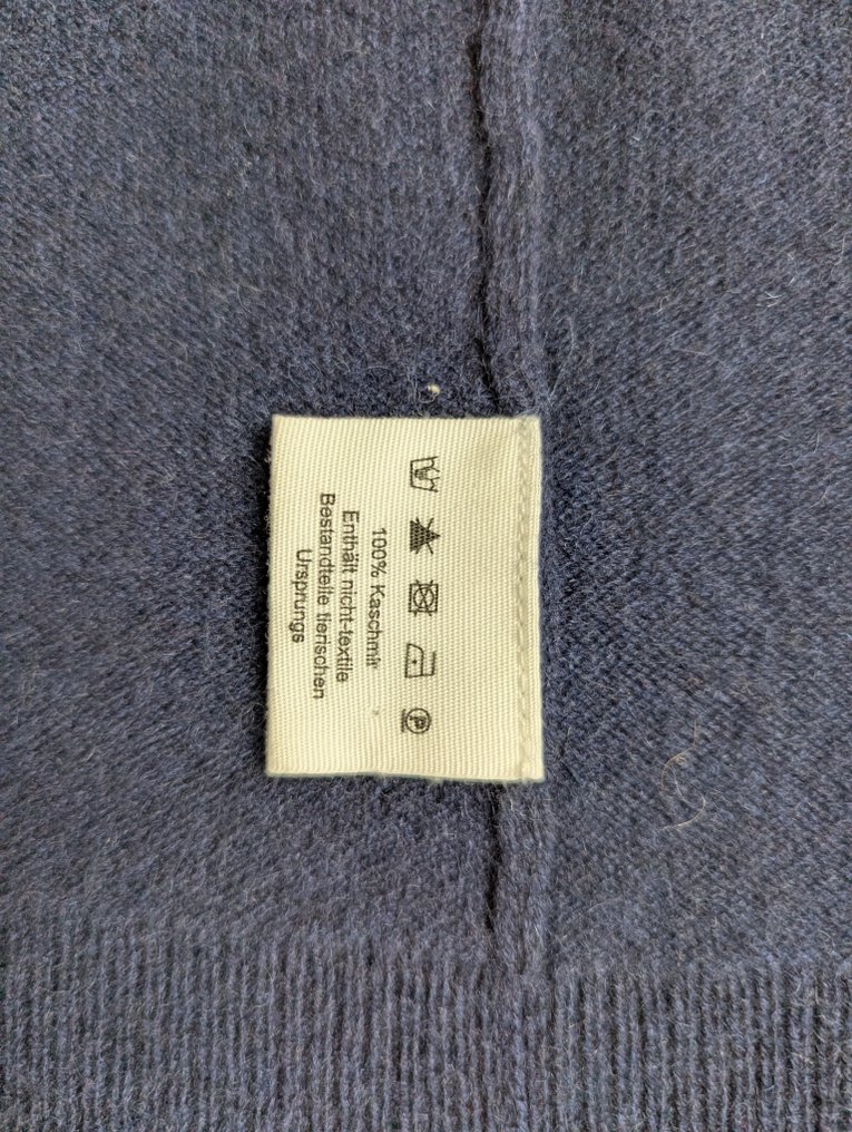 Darling Harbour 100% - Cardigan #3.2