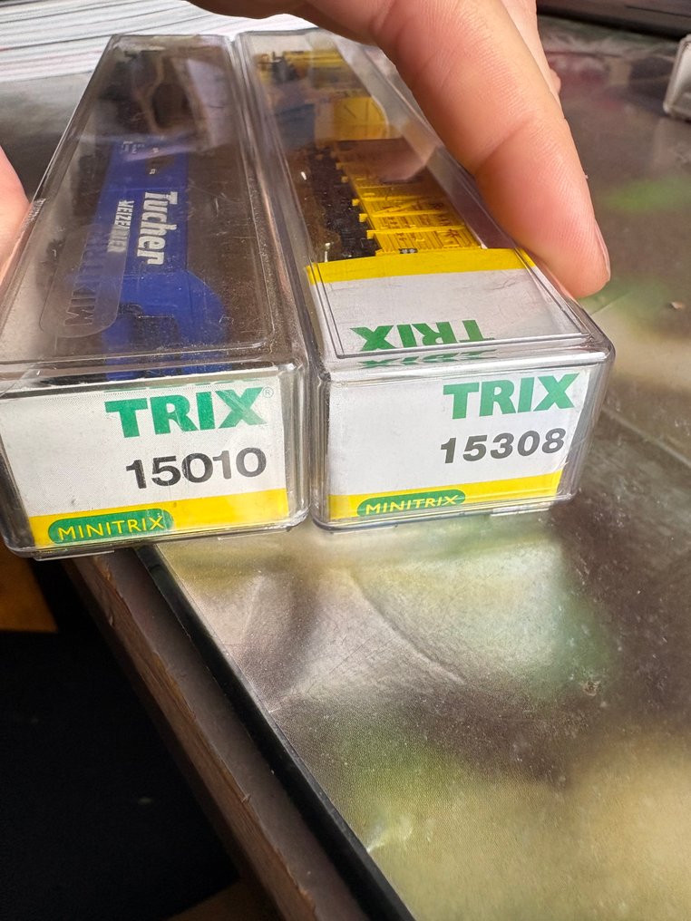 Minitrix N - 15010; 15308 - Zestaw modeli wagonu towarowego (2) - 4 wagony towarowe #1.0