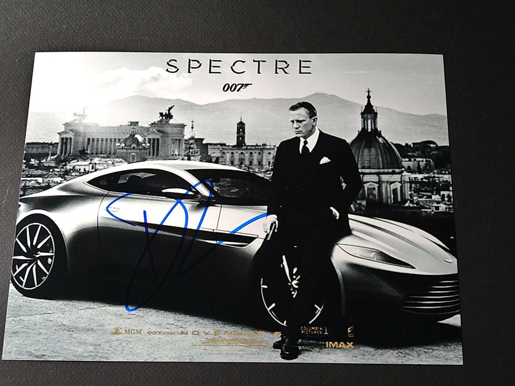 James Bond 007: Spectre - Daniel Craig "007" with his Aston Martin DB10 - Signed photo with COA #1.0