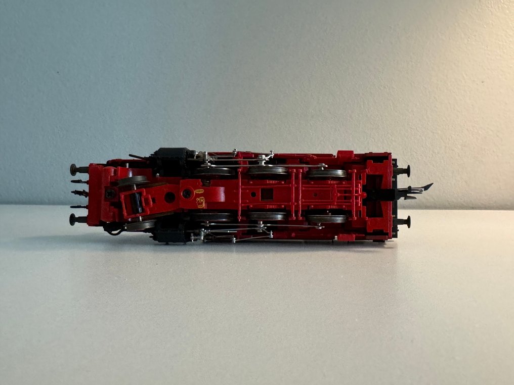 Fleischmann H0轨 - 电力机车 (1) - 德国蒸汽机车的塑料/金属模型,标记为74 966,显示出明显的痕迹。 - DR (DRB) #4.3