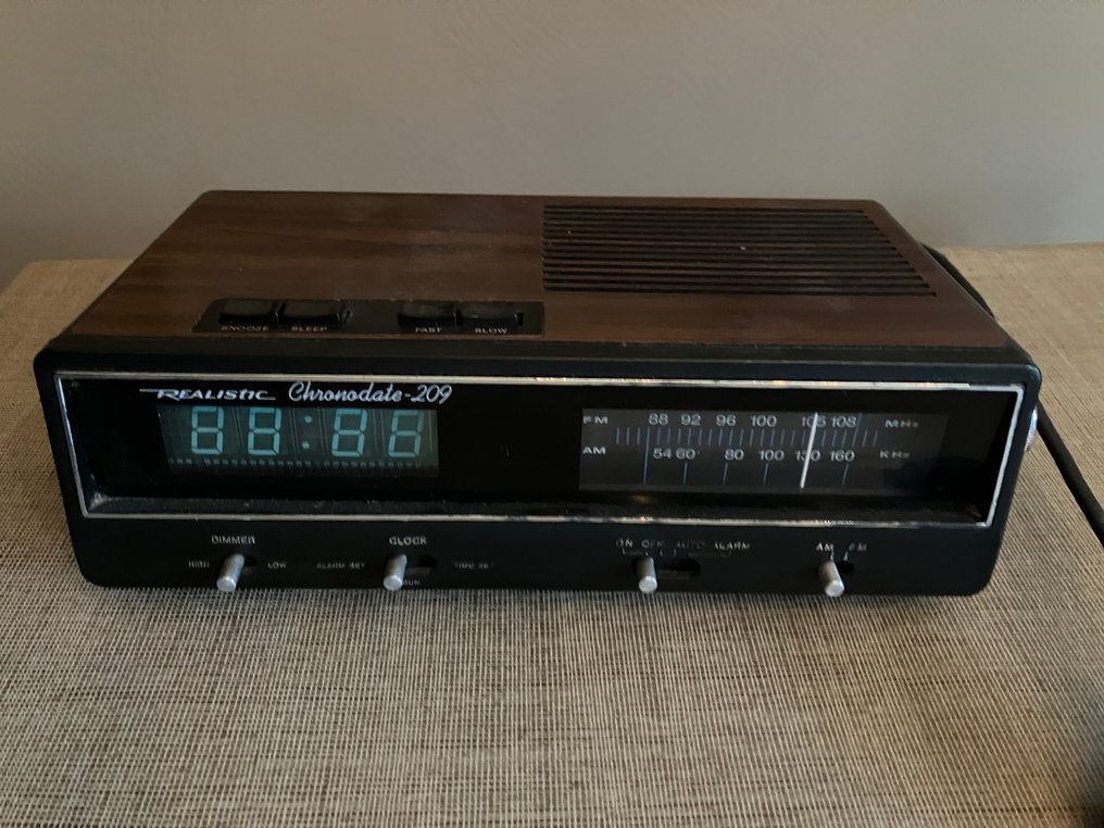 Realistic - Chronodate-209 Ραδιόφωνο #1.0