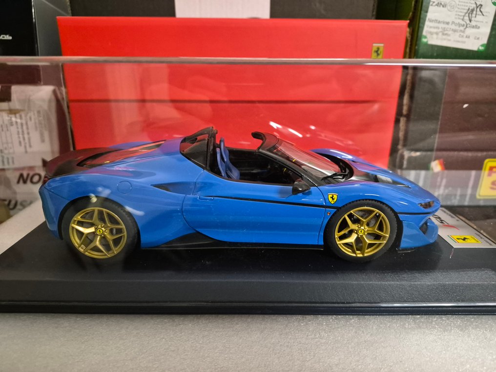 Look Smart 1:18 - 模型跑车 - Ferrari J50 French Racing blue 2016 - LS18016C #3.2