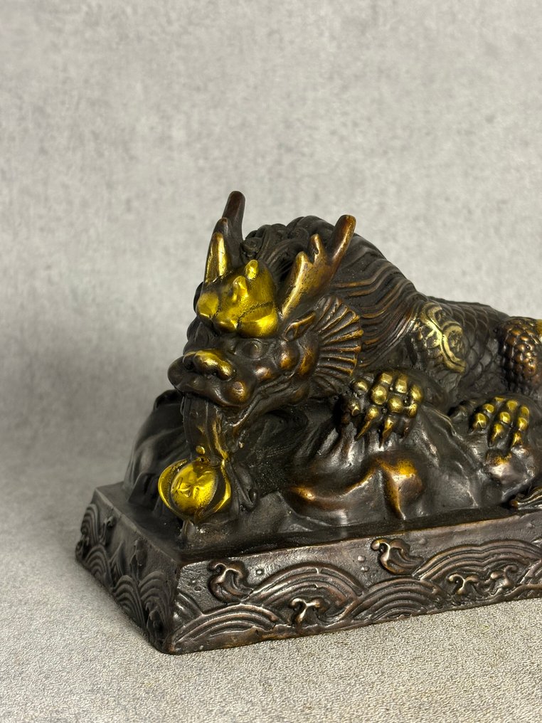 Large statue, dragon - Bronze - China - Late 20th century #1.0