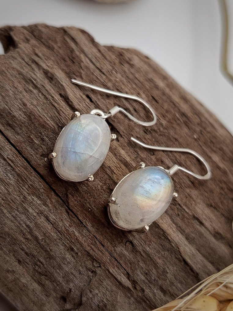 925纯银耳环，配白色顶级 Labradorite - 高度: 32 mm - 闊度: 10 mm- 5.7 g - (1) #1.0