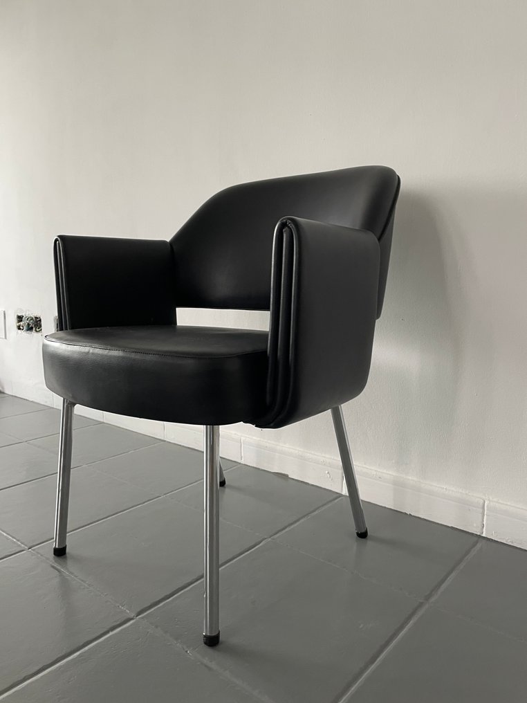 Airborne International - Marc & Pierre Simon - 扶手椅子 - Deauville - 铬, 人造皮革 #1.0