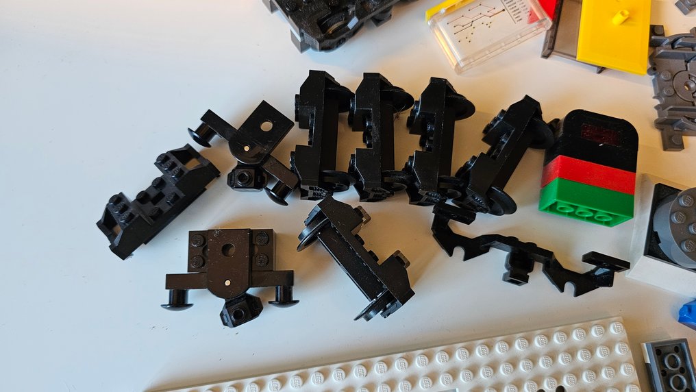 LEGO Set - 7938 - City - TRAIN parts bundle #4.3