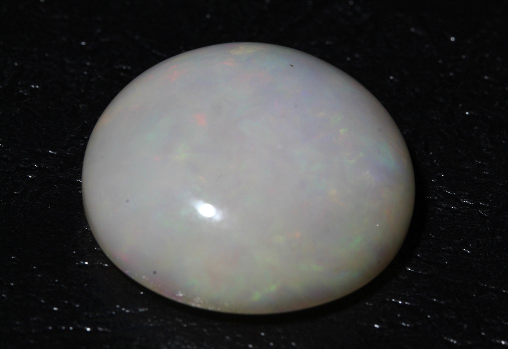 No reserve price Grey Opal  - 33.37 ct - Instituto Gemólogico Español (IGE) - Color Game #3.2