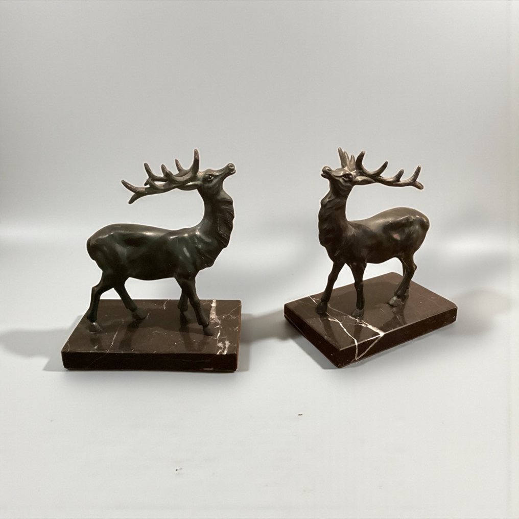 书挡 (2) - 雄鹿雕塑般的 - 粗锌, 金属, 大理石 #3.2