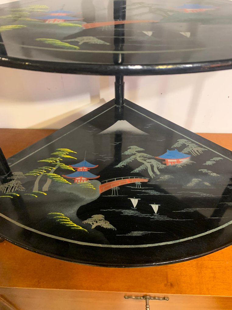 Γωνιακό ντουλάπι - Ξύλο #2.1