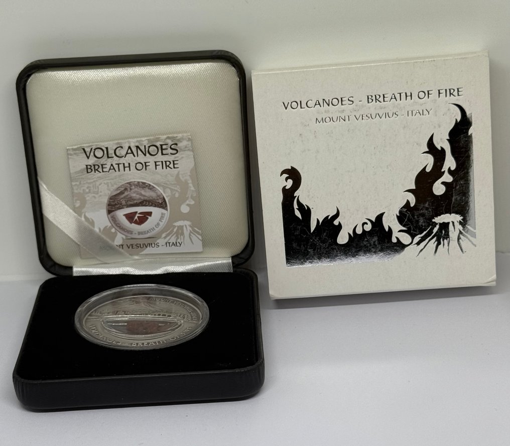 Fiji. 10 Dollars 2013 Vulkane Breath of Fire Mount Vesuvius  (Zonder minimumprijs) #1.0