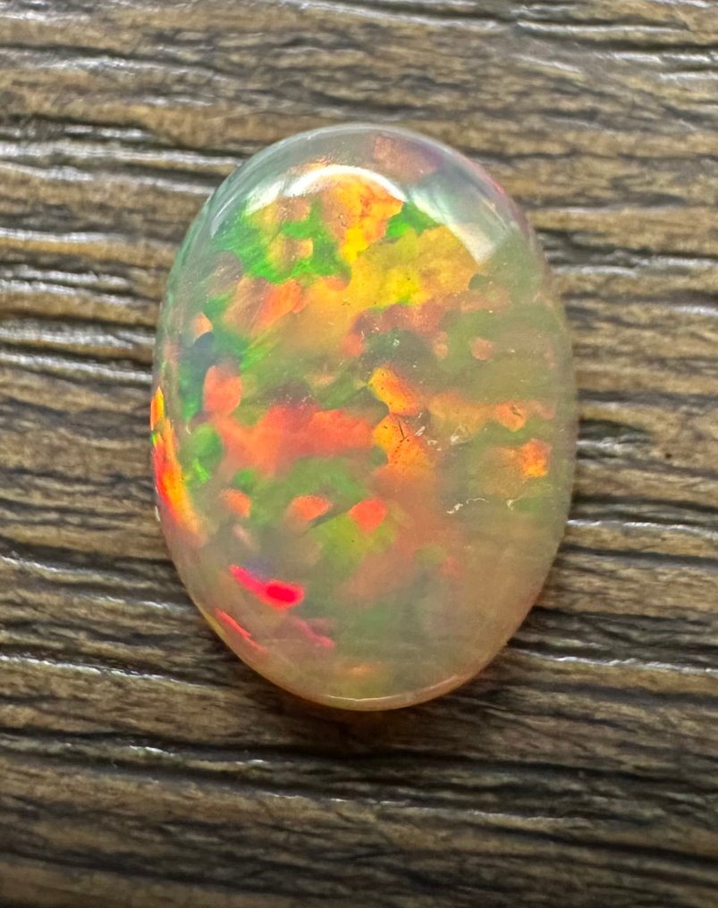 1,54ct Opaal Cabochon- 0.3 g #3.2