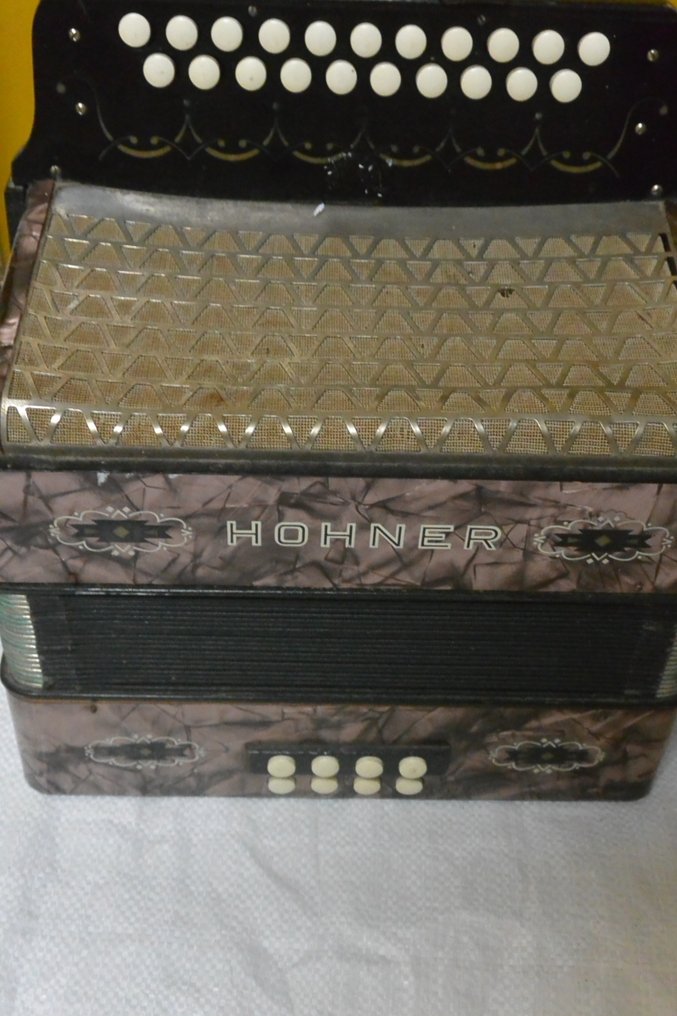 Hohner, Paramount -  - Accordion - Germany - 1975  (No reserve price) #1.0
