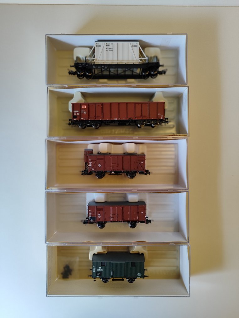 Brawa H0 - Modeltrein goederenwagon (5) - 5 wagons goederen - DB #1.0