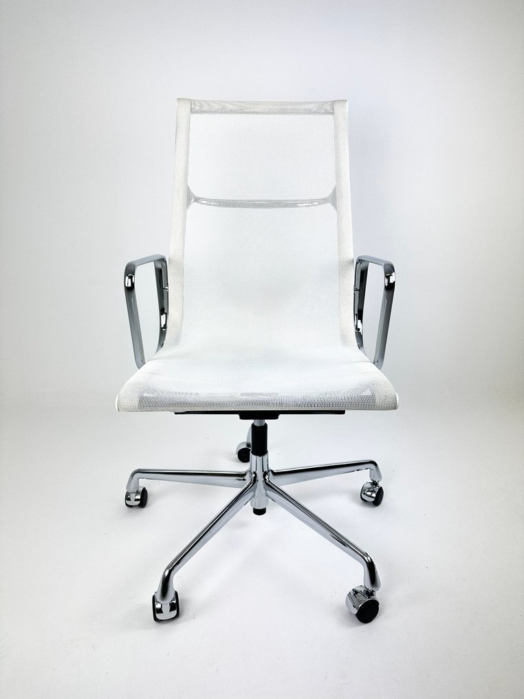 Vitra - Charles Eames - Chair - EA119 - Aluminium, Netwave #1.0