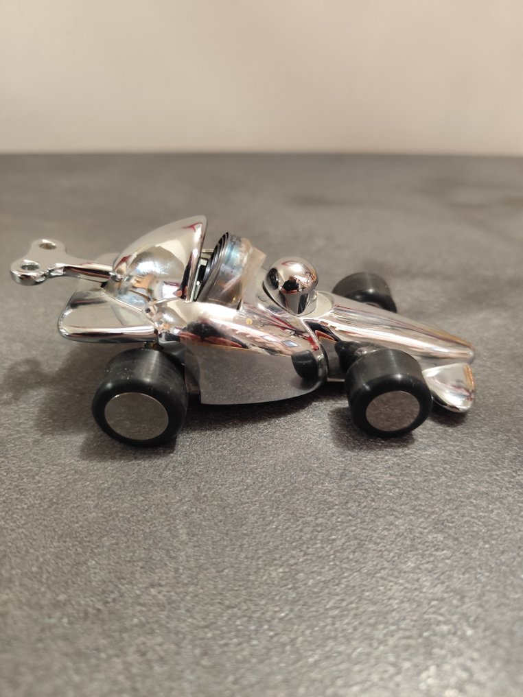 Miniature model - Troika - Auto a carica #1.0