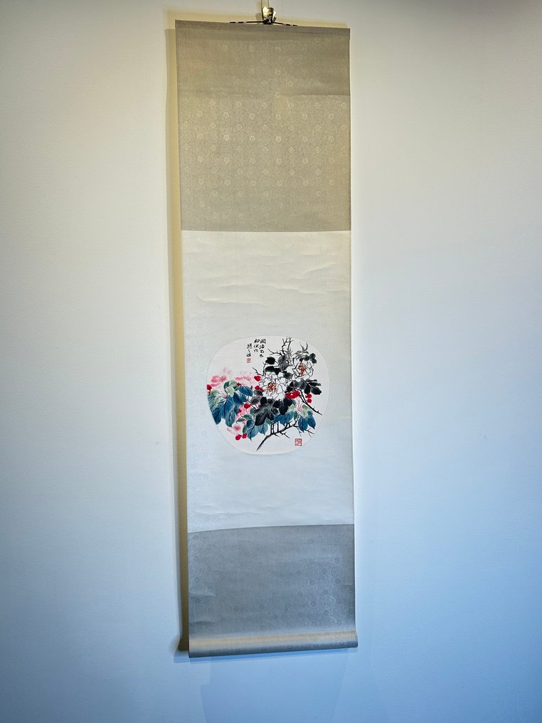 bloemen schildering op scrol - signed Zhao Zhiqian 赵之谦, copy after - China #1.0