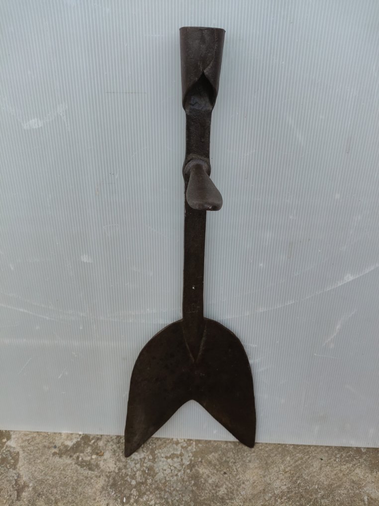 工具  - 古董干草切割机 #1.0