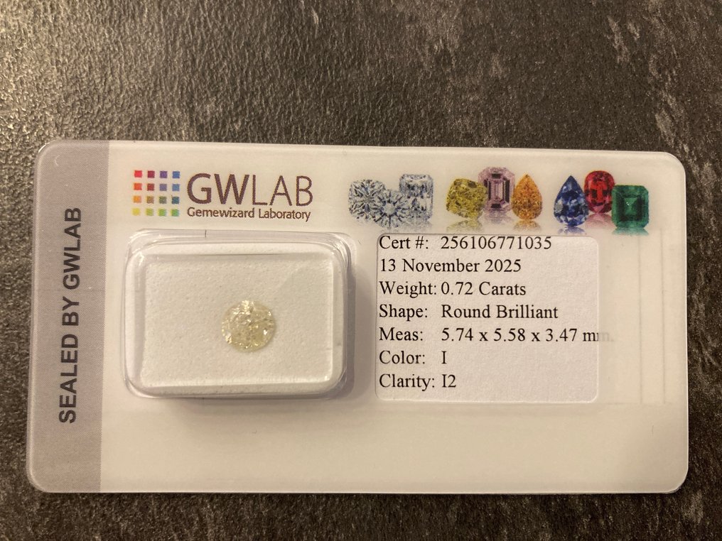 Sem preço de reserva - 1 pcs Diamante  (Natural)  - 0.72 ct - Redondo - I - I2 - Gemewizard Gemological Laboratory (GWLab) #1.0