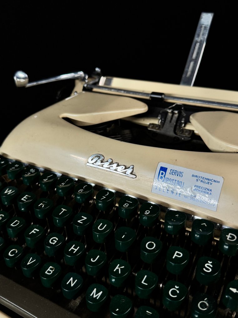 Biser - Typewriter - 1960-1970 #3.2