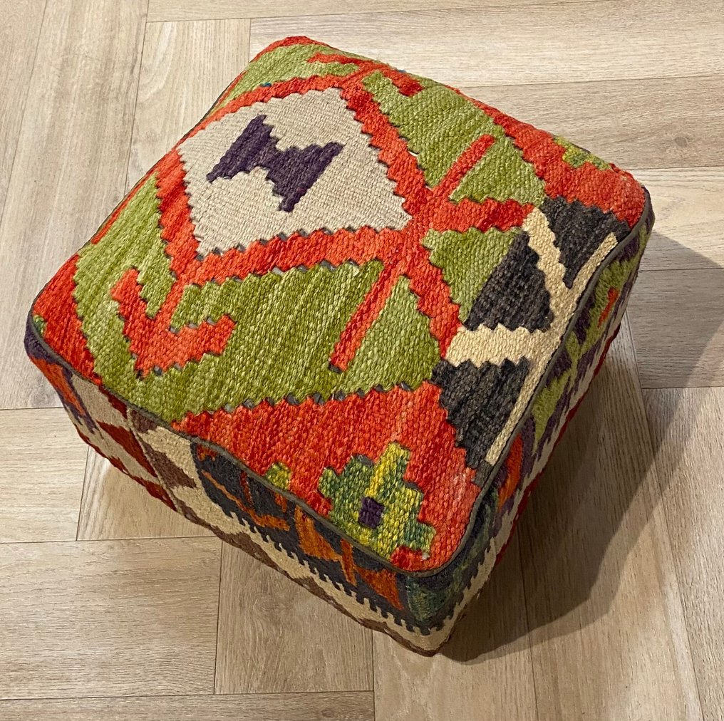 Pouf - Wolle, Holz #1.0