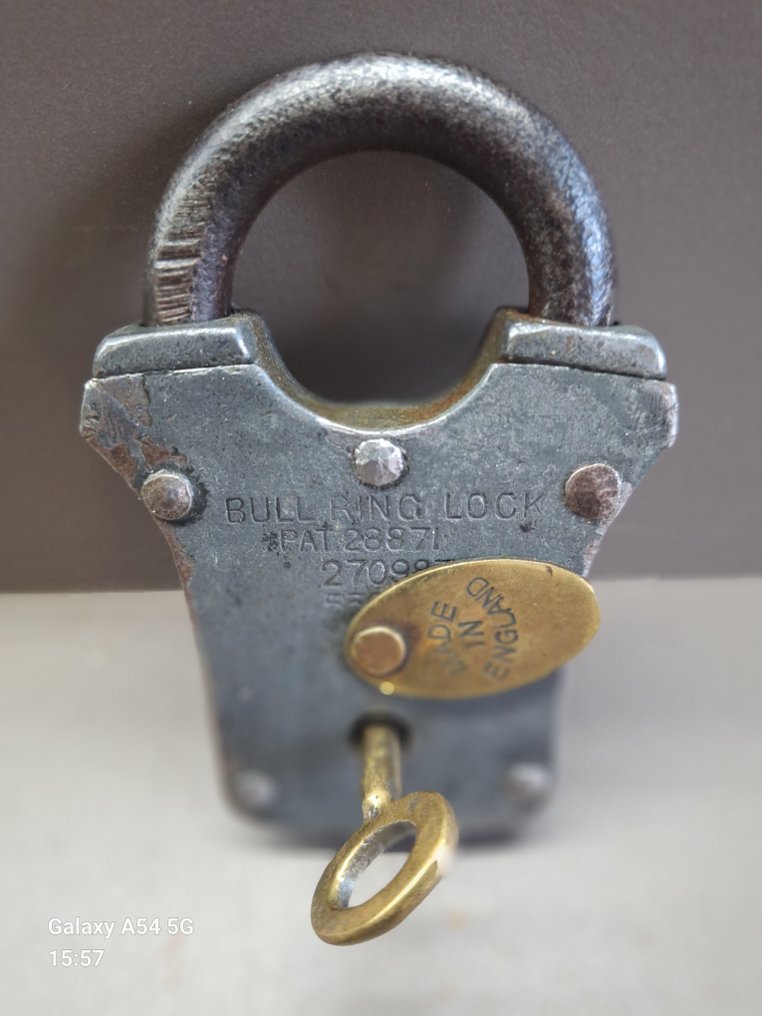 Lucchetto Industrial #1.0