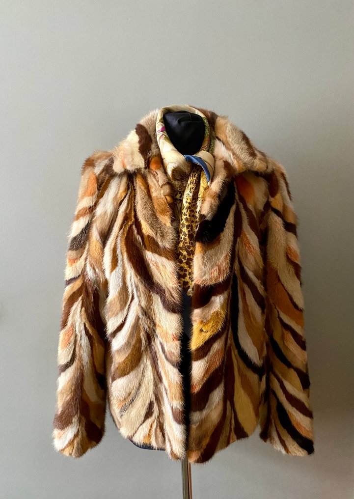 Artisan Furrier - Cappotto di pelliccia #3.2